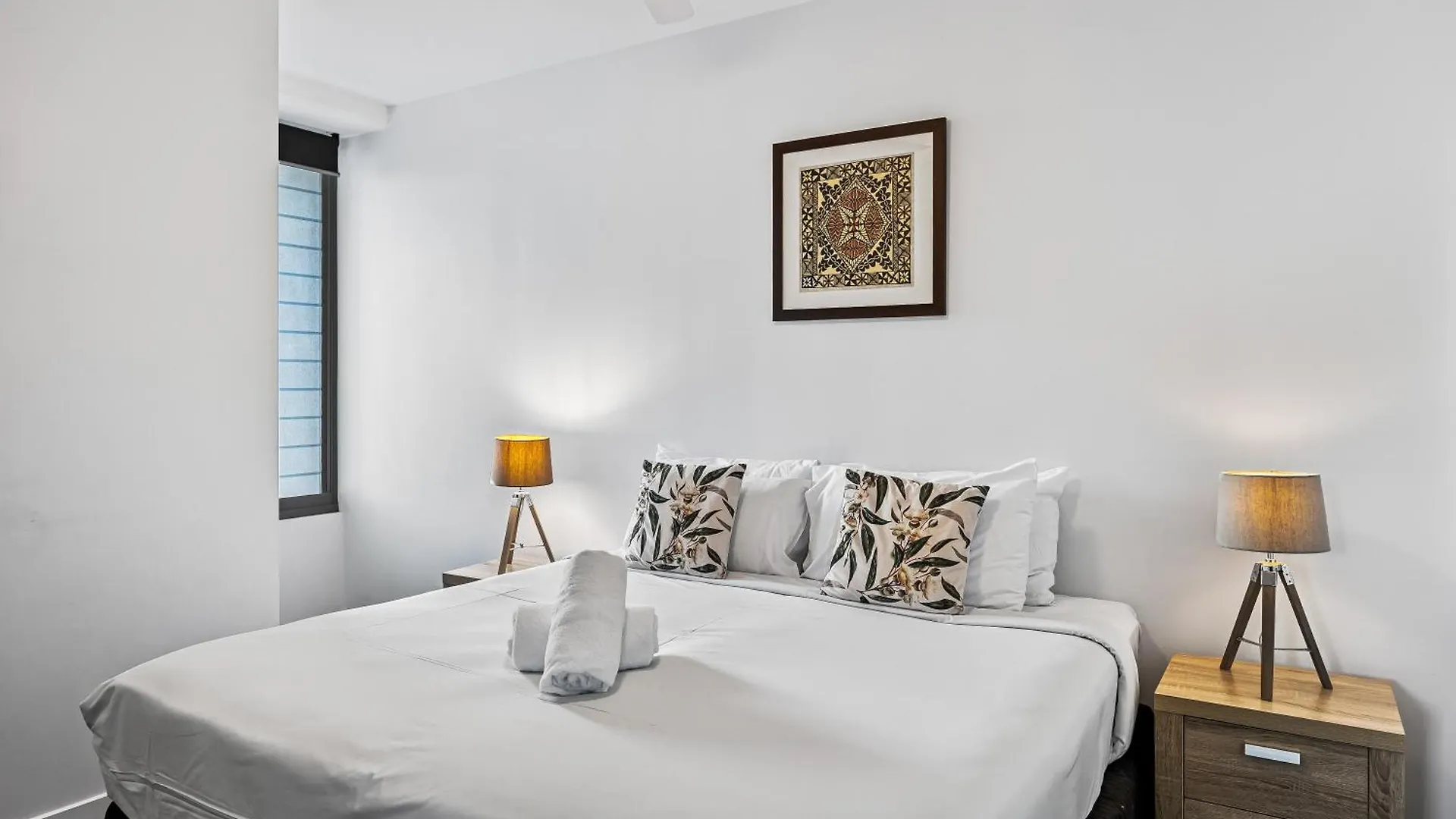 Elysee Beachside Apartments Alexandra Headland