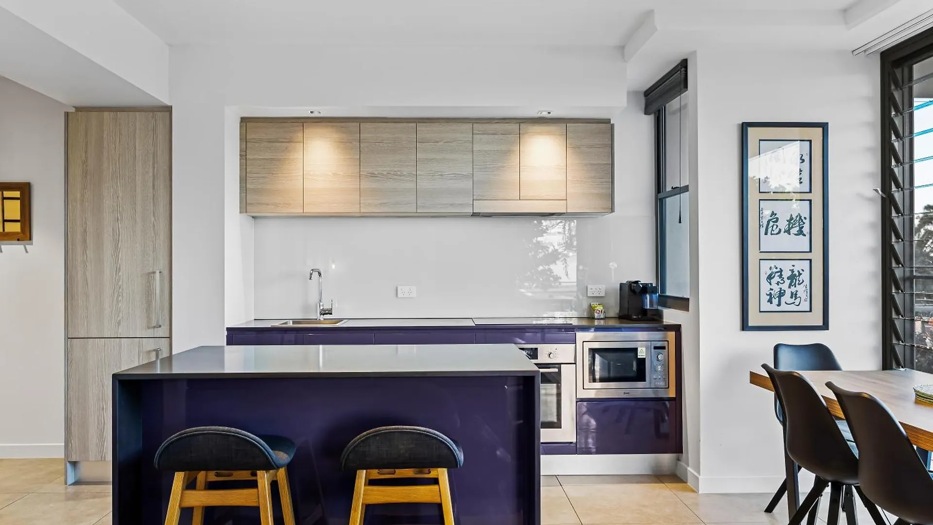 Elysee Beachside Apartments Alexandra Headland